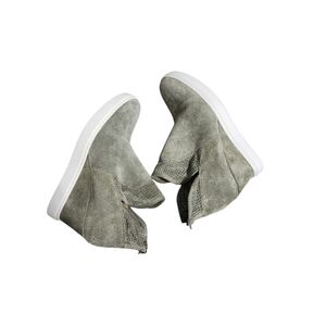 Sofft Green Suede Booties